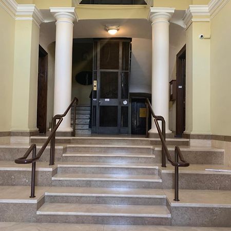 Colosseo Luxe Apartment In The Center Of Roma Exterior foto