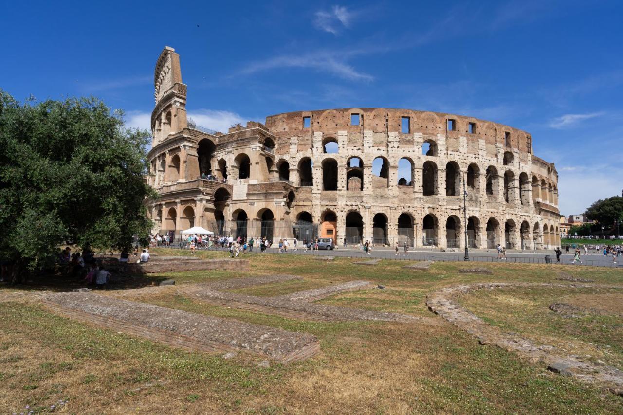 Colosseo Luxe Apartment In The Center Of Roma Exterior foto