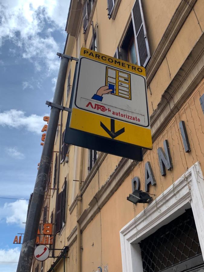 Colosseo Luxe Apartment In The Center Of Roma Exterior foto